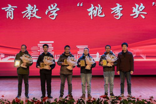 DSC07075-18